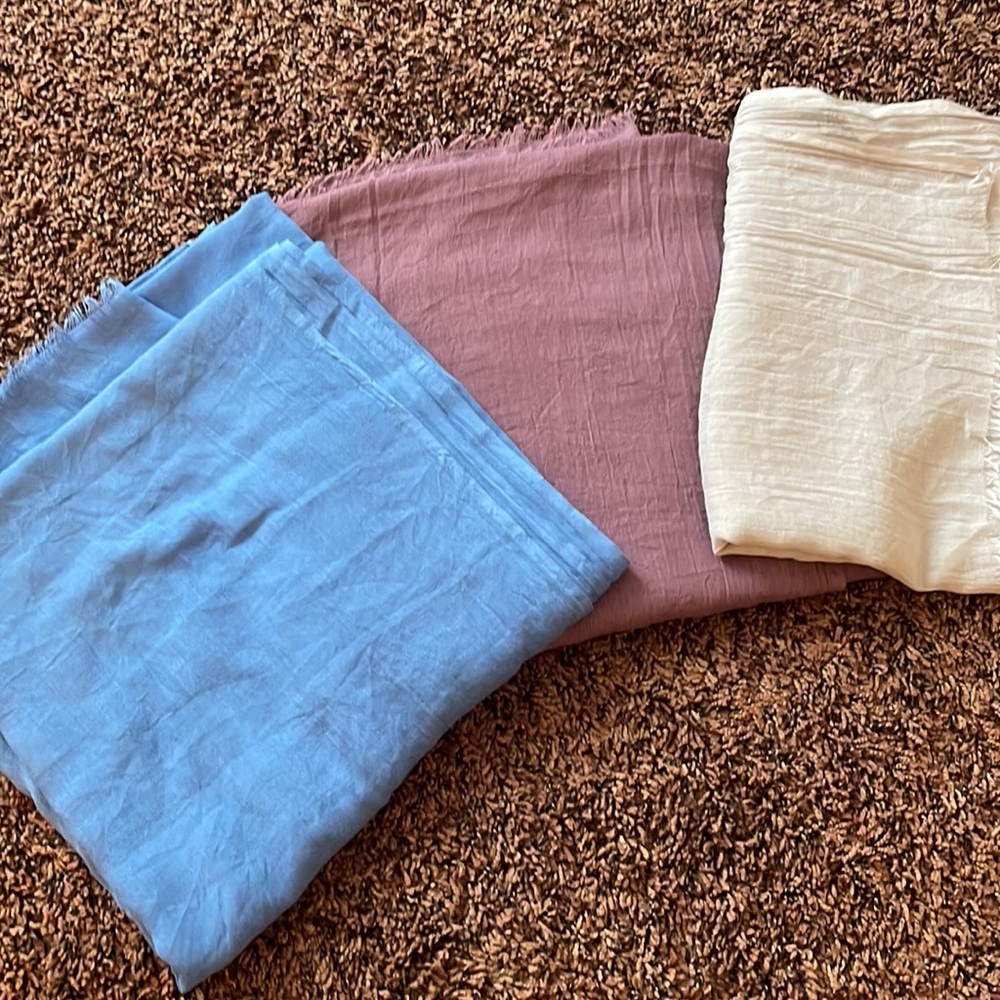 Modal hijabs - Picture 2 of 2